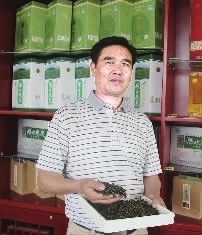 黄雪钦:沩山茶业的“雪猛子”_湖南频道_红网