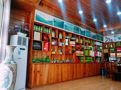 黔雨枝茶业 深耕茶业，香飘四海